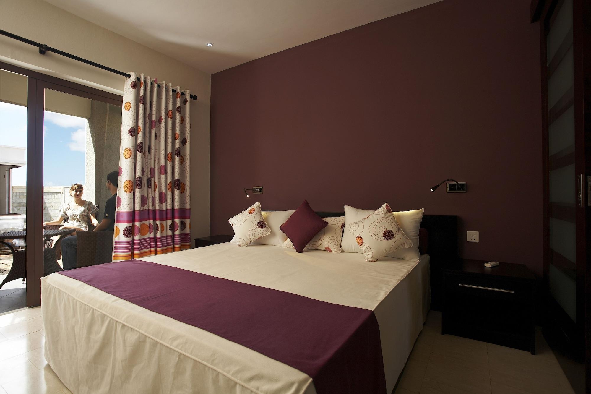 Grand Bay Suites מראה חיצוני תמונה
