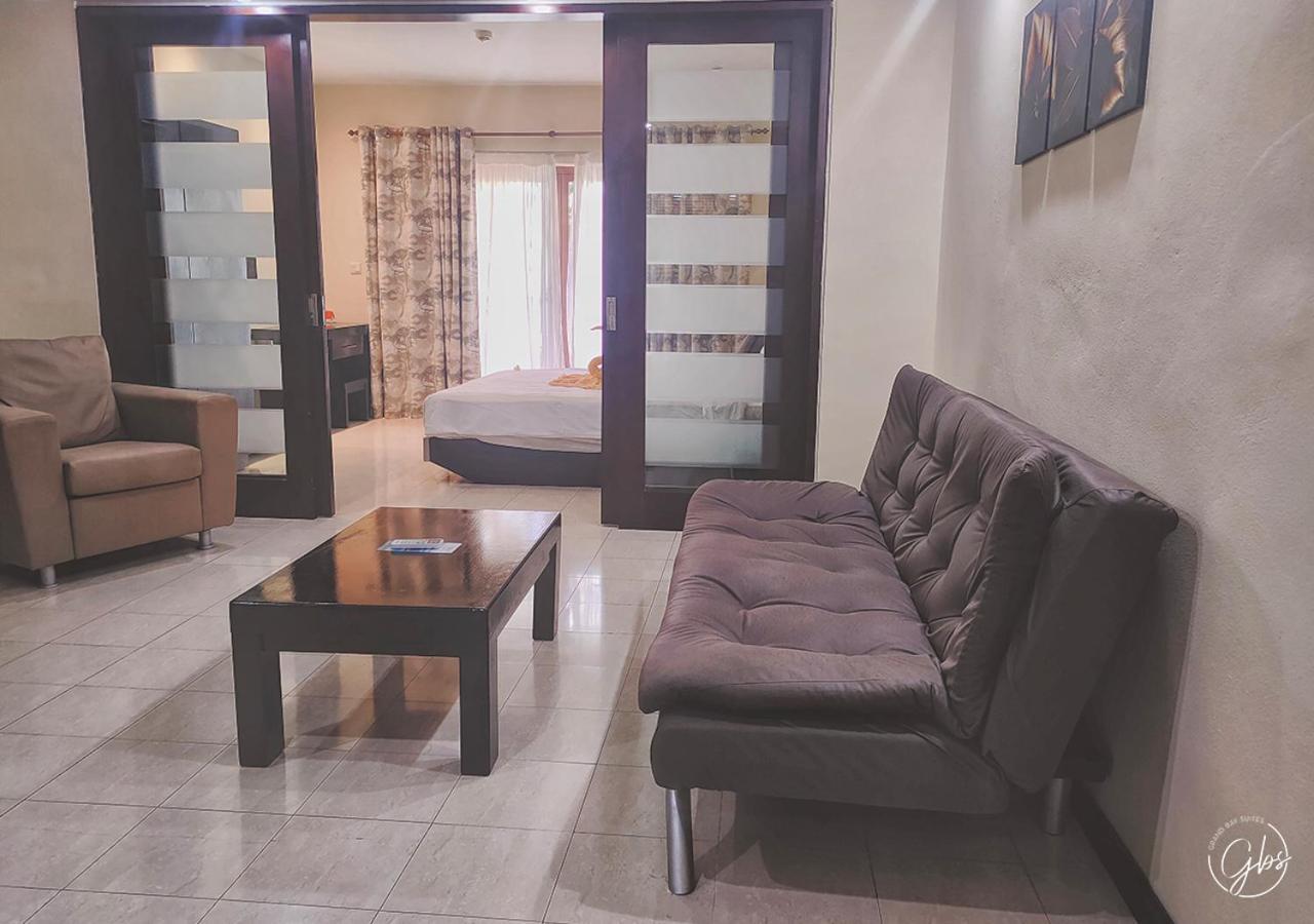 Grand Bay Suites מראה חיצוני תמונה