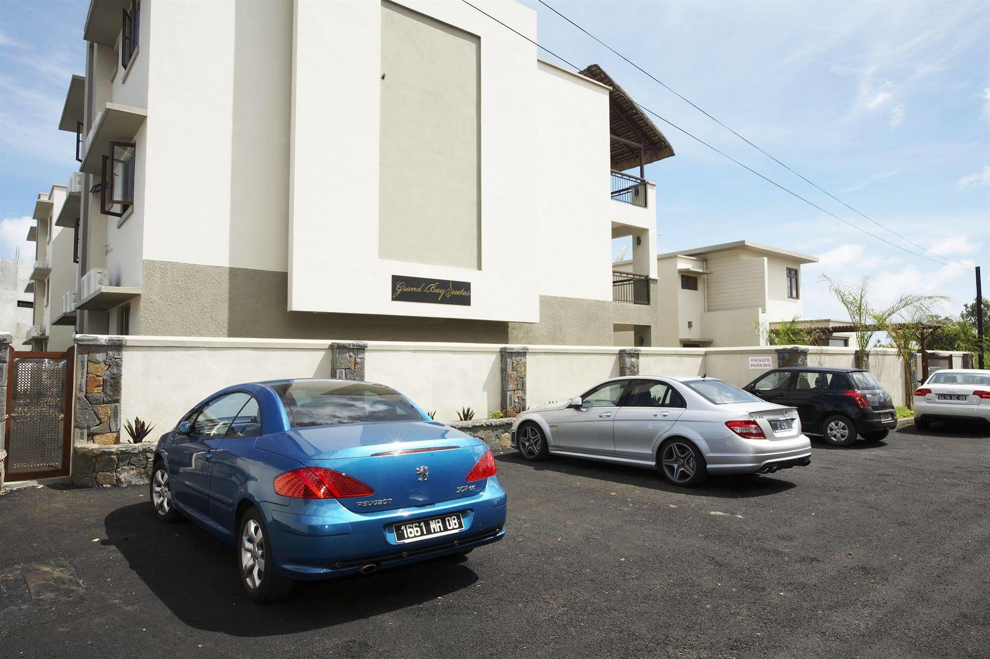 Grand Bay Suites מראה חיצוני תמונה