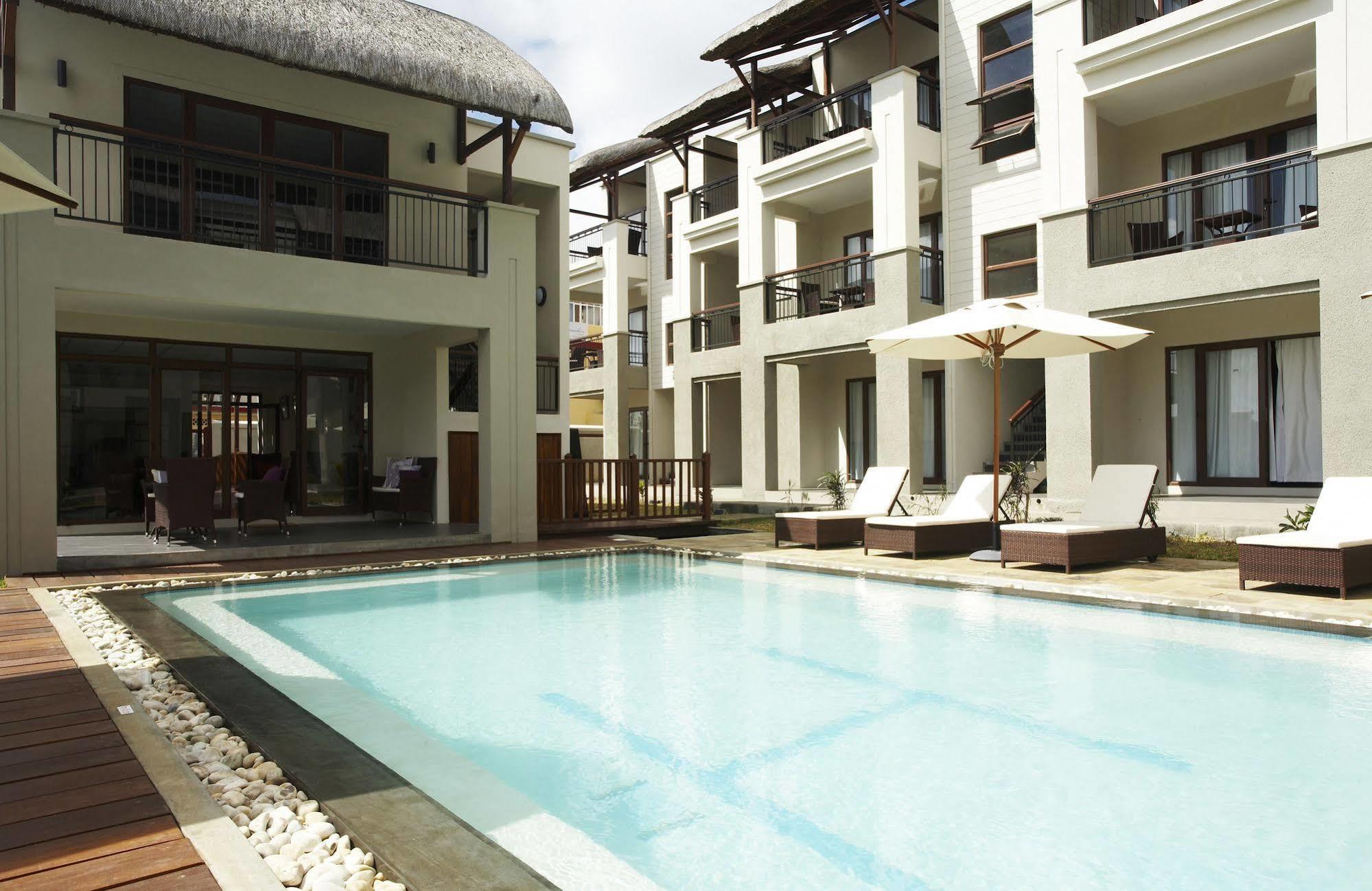 Grand Bay Suites מראה חיצוני תמונה
